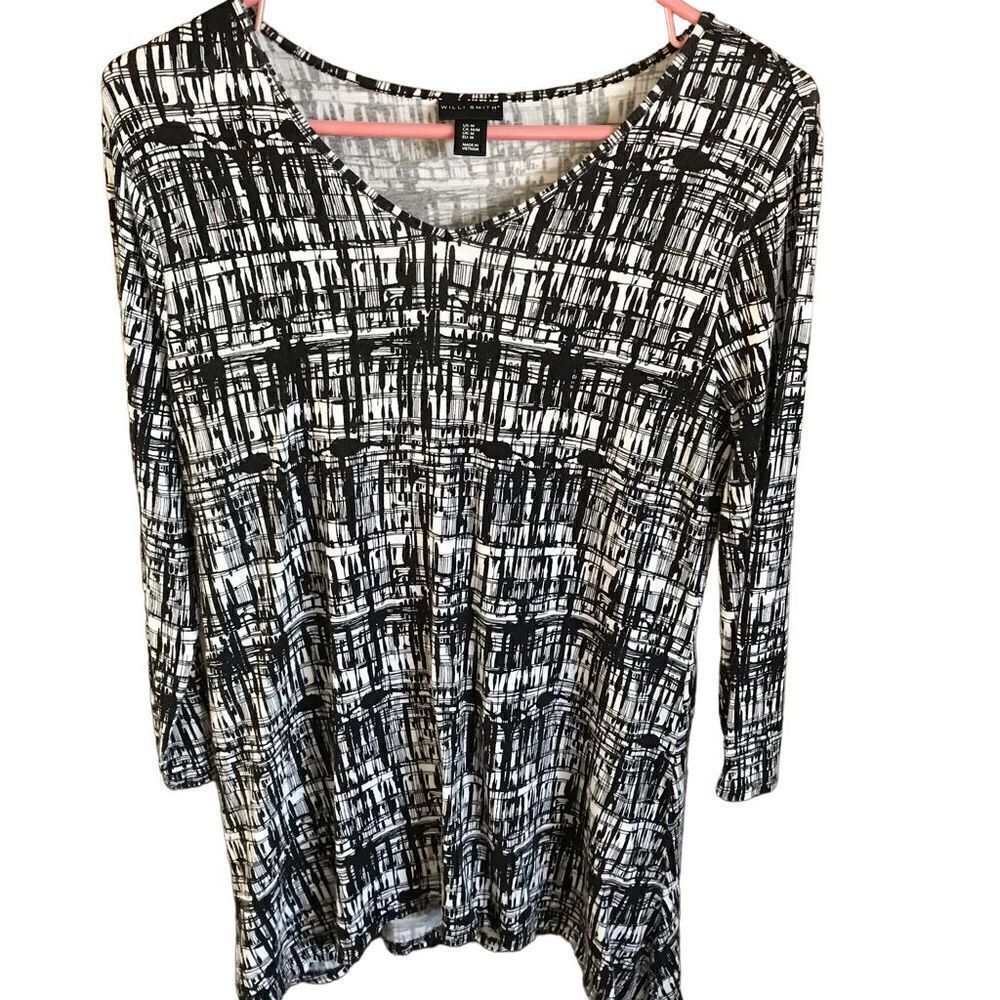 Willi Smith size M black white abstract 3/4 sleeve shirt